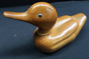 lot 50 image: HAND CARVED DUCK