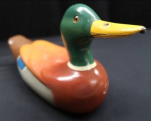lot 53 image: HAND CARVED MALLARD