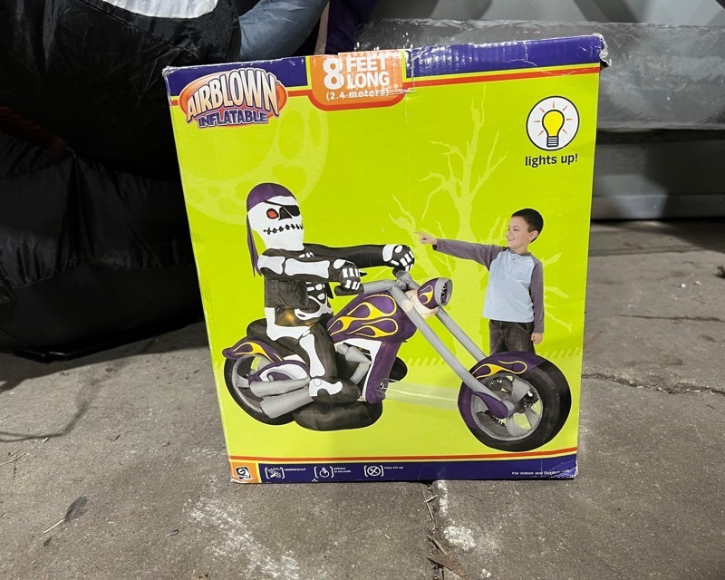 lot 231 image: Motorcycle Inflatable