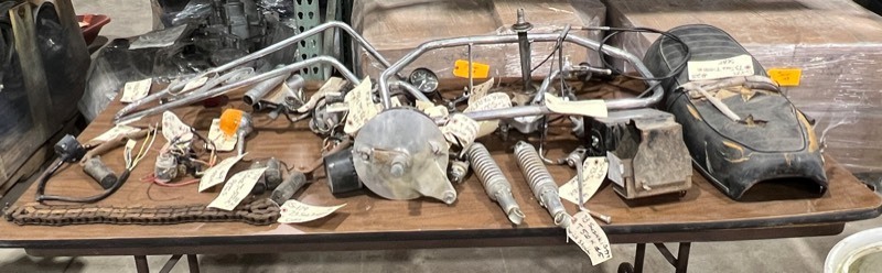 lot 503 image: 1973 Suzuki T500K Parts