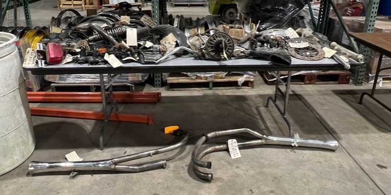 lot 504 image: 1981 Suzuki GS850 Parts