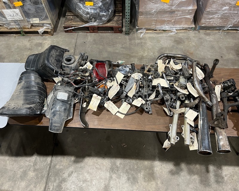 lot 518 image: 1980 Kawasaki KRF750G Parts