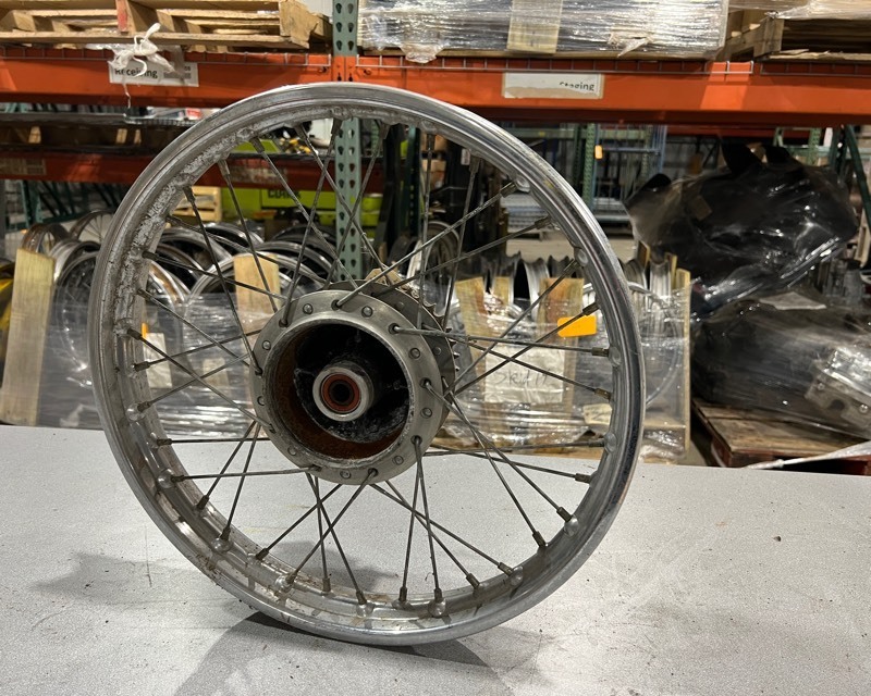 lot 526 image: 1979 Honda CB125S Rim