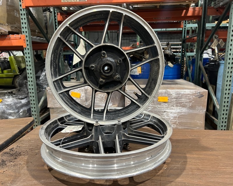 lot 533 image: 1983 Honda CB650 Rims