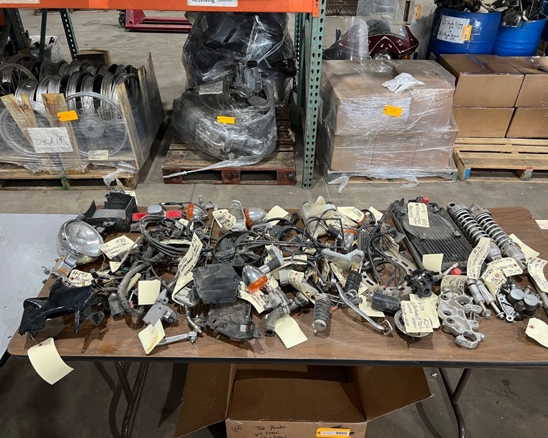 lot 538 image: 1986 Honda VT700C Parts