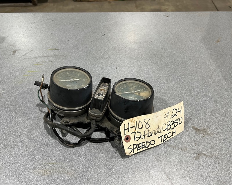 lot 542 image: 1972 Honda CB350 Parts