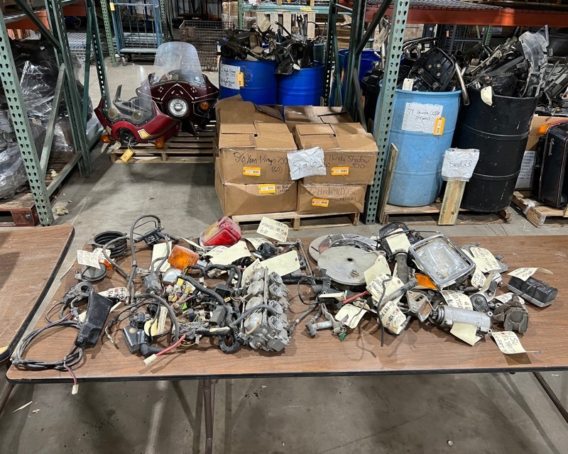 lot 544 image: 1982 Yamaha 750 Maxim Parts