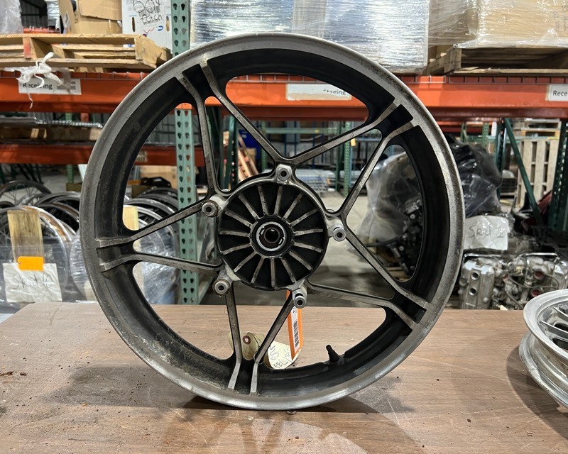 lot 574 image: 1983 Honda V65 Rim