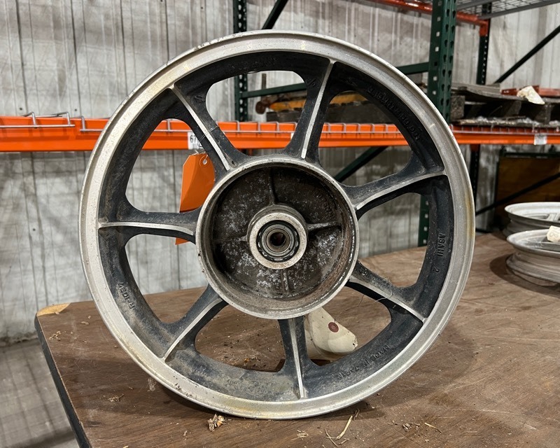 lot 586 image: 1981 Kawasaki KZ440D Rim