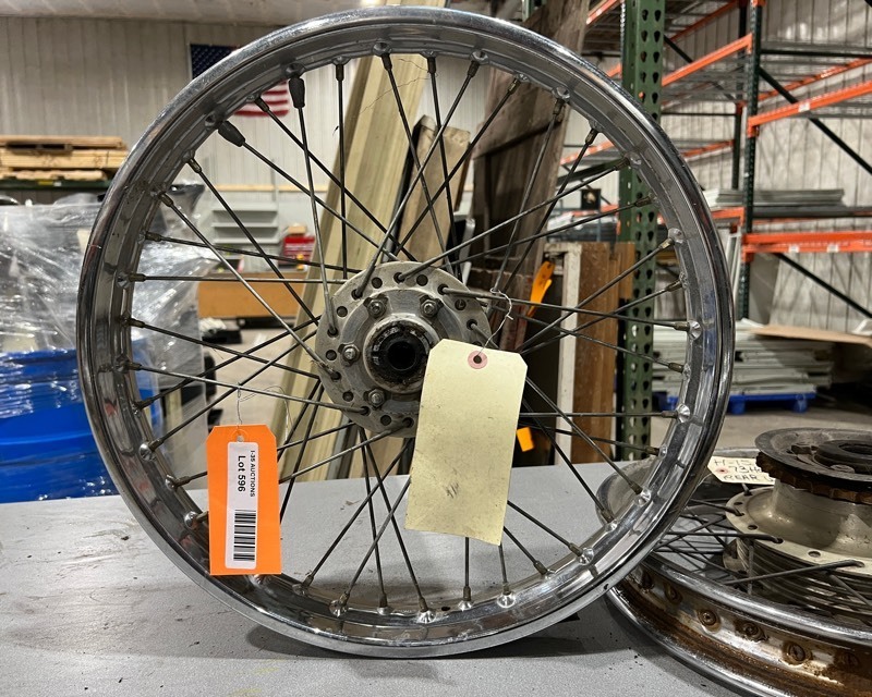 lot 596 image: 1973 Honda CB450 Rims
