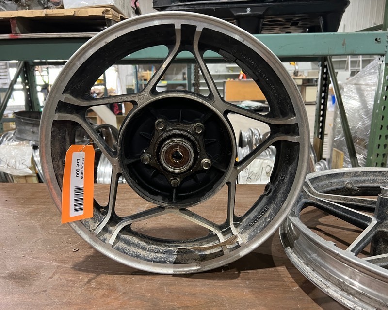 lot 600 image: 1983 Honda GL650I Rims