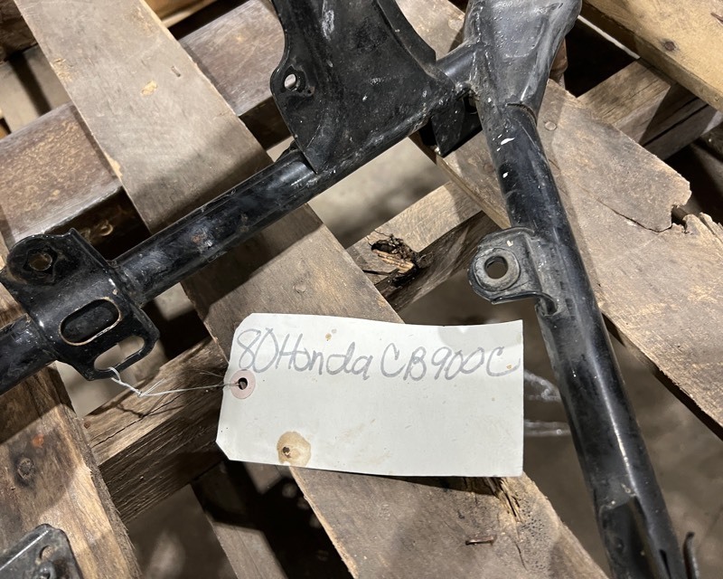 lot 621 image: 1980 Honda CB900C Frame