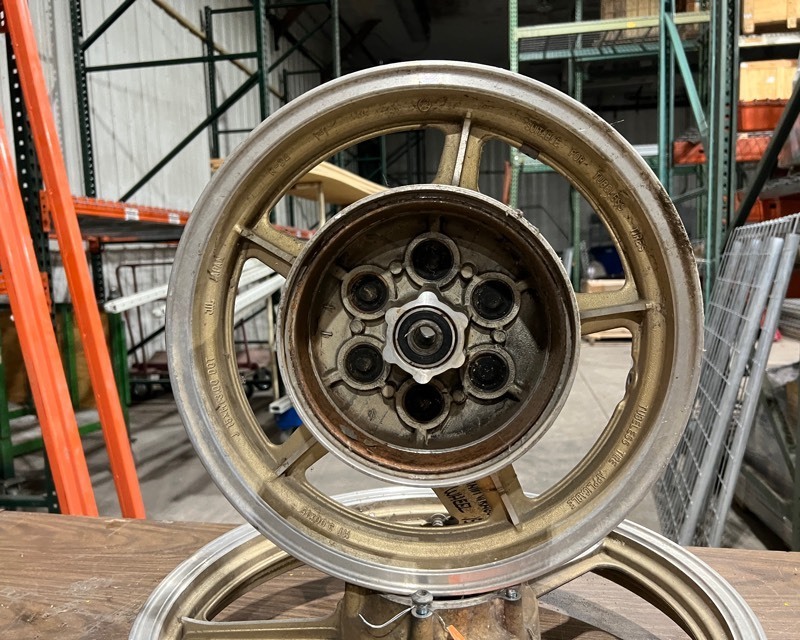 lot 637 image: 1986 Yamaha Virago 750 Rims