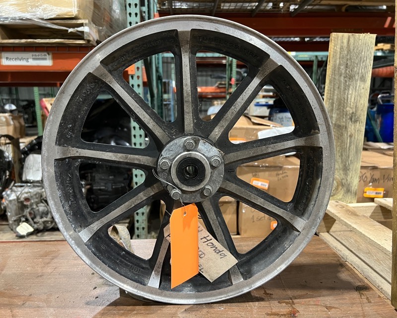 lot 641 image: 1984 Honda GL1200 Rim
