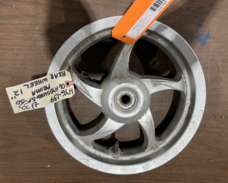 lot 752 image: 2006 Hyosung SF50 Rear Wheel
