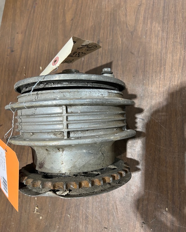lot 753 image: 1972 Honda CB350 Rear Wheel HUB