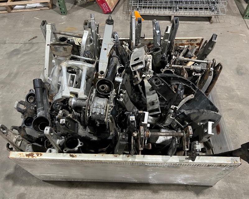 lot 769 image: Motorcycle Swing Arm Exhaust and Mufflers