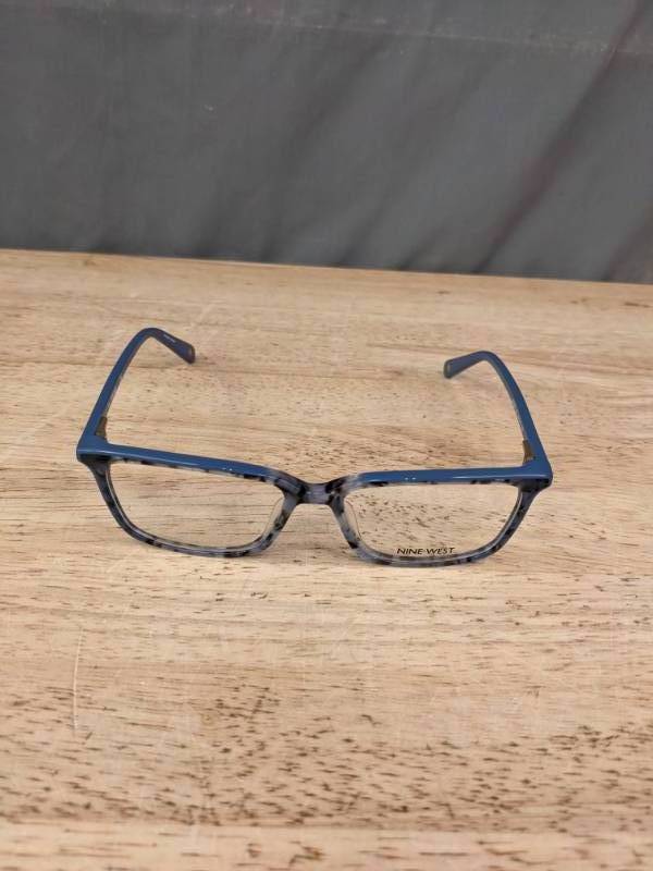 lot 167A image: New Nine West Glasses with Display Lenses  L