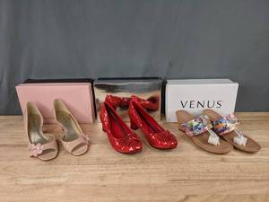lot 49 image: NEW Womens Bandalino, Ellie, and Venus Shoes K