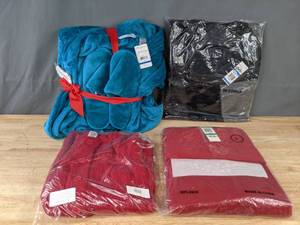 lot 147 image: 3 New Sweater Tops and Robe Sizes Large and XL K