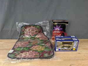 lot 157 image: NEW Auto Accessories - 2 Car Visor Tissue Kits, 4 Flower Car Mats, Auto Expressions Car Seat Cover K