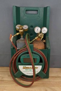 lot 18A image: Victor Medalist Portable Tote for OxygenAcetylene Welding & Cutting with Tanks B