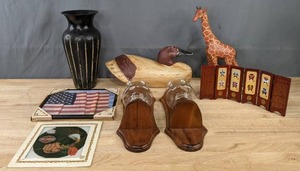 lot 266 image: A Variety of Decorative Items Including a Black Vase, Giraffe Figurine, Harley Davidson Wall Art and More   M