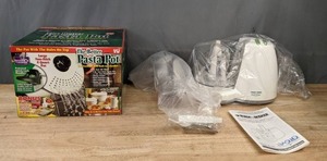 lot 94A image: NEW The Better Pasta Pot Large Non-Stick 8 Qt. Pot and Black & Decker Quick and Easy Food Processor Q