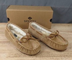 lot 51A image: Sperry Womens Reina Junior Trapper Slipper Size 9 - Cinnamon W