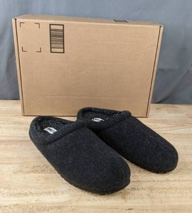 lot 72A image: Minnetonka Moccasin Mens Corbin Slipper Size 12 - Charcoal W