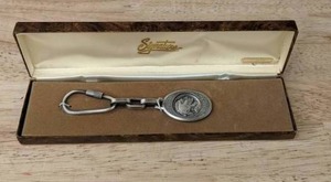 lot 26 image: Vintage 1936 Buffalo Nickel Coin Key Ring M