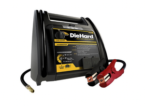 lot 31 image: NEW DieHard Portable Power 950 Peak Amp Charger M