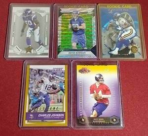 lot 84 image: (5) Numbered Vikings Cards