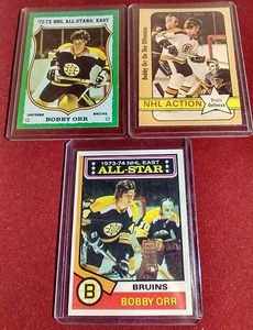 lot 140 image: (3) Vintage Bobby Orr Cards