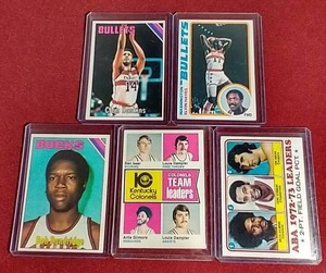 lot 162 image: (5) Vintage Basketball Cards - Legends  HOFers