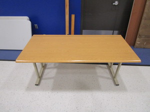 lot 340 image: Adjustable Height Computer Table 30x5