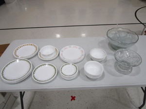 lot 390 image: Misc. Plates & Punch Bowls