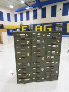 lot 414 image: Steel Storage Cab 14x30x37