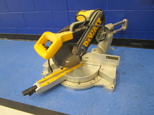 lot 2 image: DeWalt Compound Miter Saw