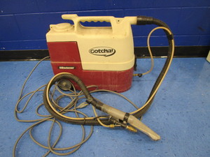 lot 11 image: Minuteman Carpet Spot Cleaner