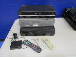 lot 41 image: (3) DVDVCR Players