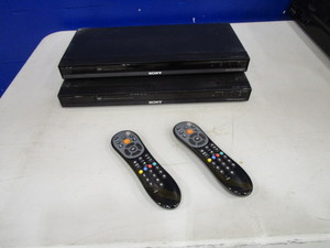 lot 42 image: (2) Sony DVD Players