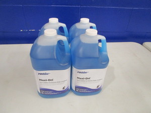 lot 48 image: 4 gal. Proline Maxi-Dri Rinse Additive