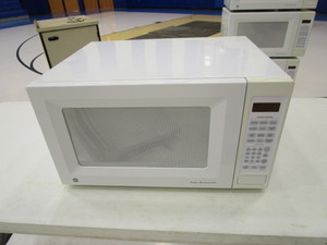 lot 88 image: GE Sensor Microwave 24x18x13.5