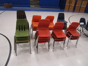 lot 123 image: (37) Various Student Chairs 15-16 Seat Height
