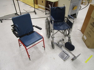 lot 157 image: Wheelchair & Therapy Chair