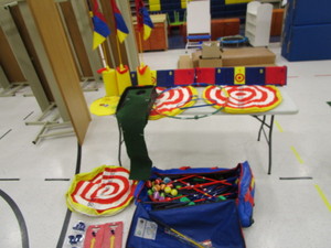 lot 187 image: Kids PE Golf Set