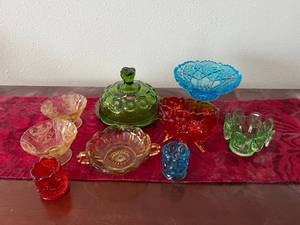 lot 34 image: Colored Glass
