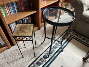 lot 42 image: Plant Stands