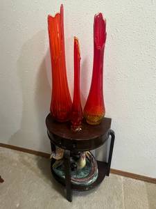lot 77 image: Half Circle Side Table & Home Decor Items on & Under